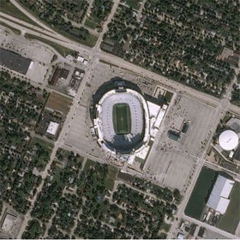 Green Bay Stadium - Pléiades satellite image