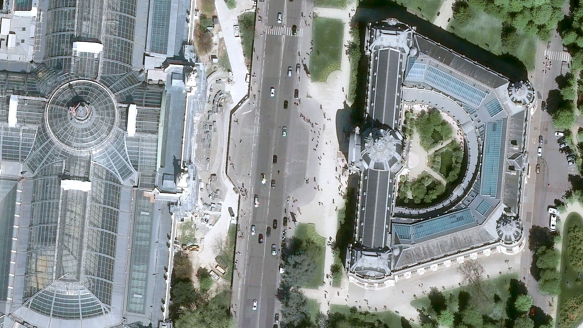 Pléiades Neo satellite 30cm very high-res imagery from Paris