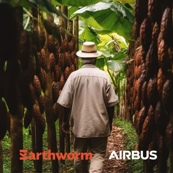 Starling-cocoa-earthworm-carré2.jpg